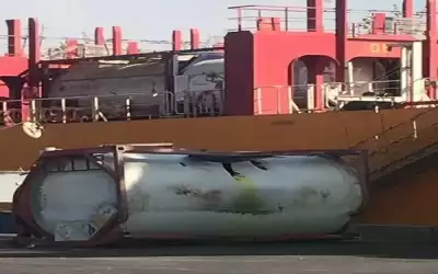 إصابات بتسرب غاز سام من صهريج