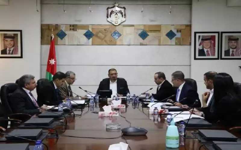 ديوان المحاسبة يرصد 12 مخالفة مالية