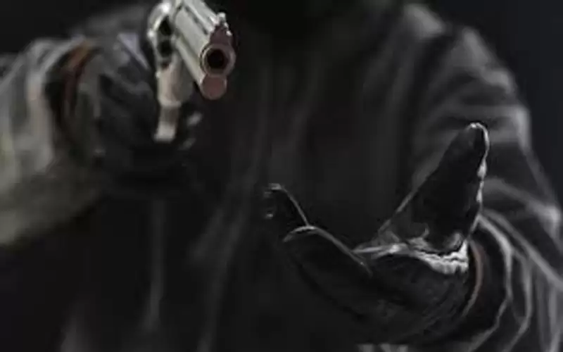 سطو مسلح على محل صرافة بعمان