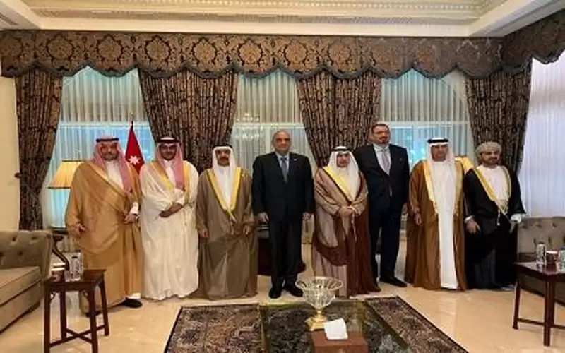 سفراء الخليج يقدمون العزاء بضحايا حادثة