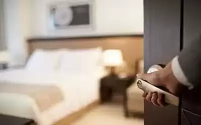 أمين عام ومدراء ورؤساء أقسام يستمتعون