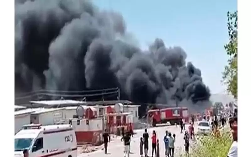 حريق كبير في مخيم للنازحين بالعراق
