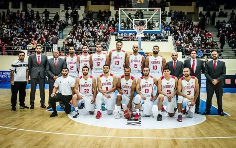 منتخب السلة يلتقي نظيره اللبناني بتصفيات