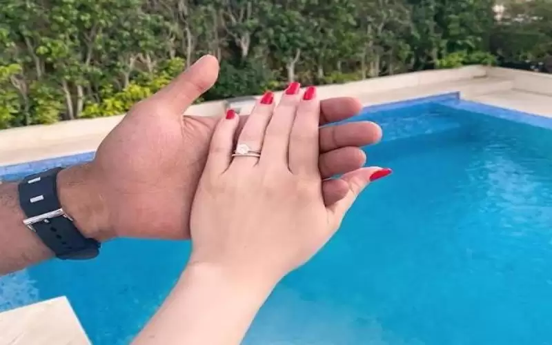 نسرين طافش تعلن خطوبتها