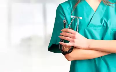 ضبط ممرضة أردنية تتعاطى الحشيش بمستشفى