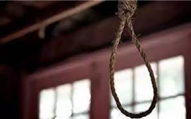 التحقيق بوفاة فتى شنقا بالكورة