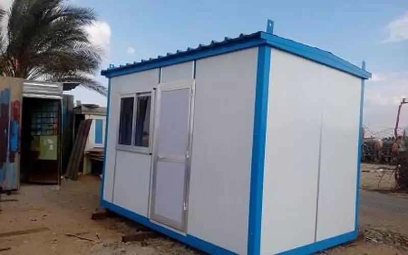 العثور على جثة أربعيني داخل كرفان