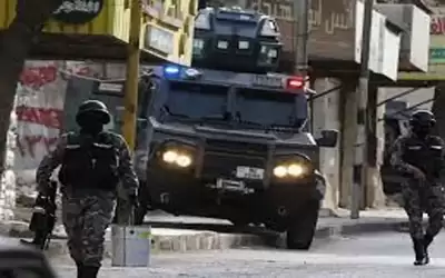 قوة أمنية أردنية خاصة تلقي القبض