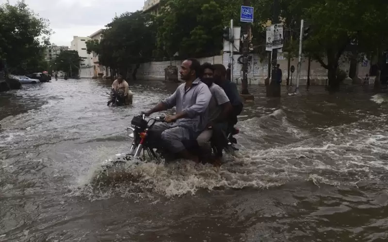 الفيضانات تقتل العشرات في باكستان مع