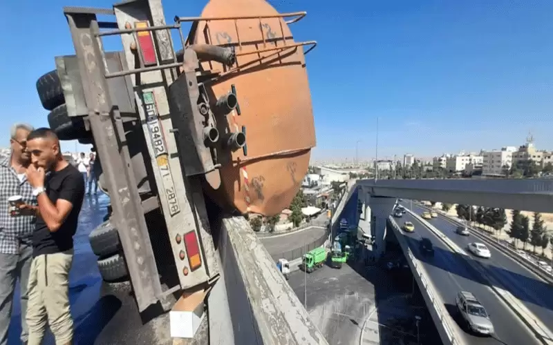 توقيف سائق صهريج النضح 7 أيام..