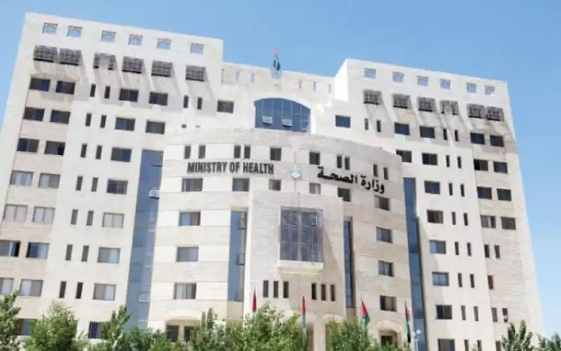 تعيين 2500 شخص في الصحة قبل