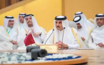 أمير قطر يدعو لمفاوضات جادة لتسوية