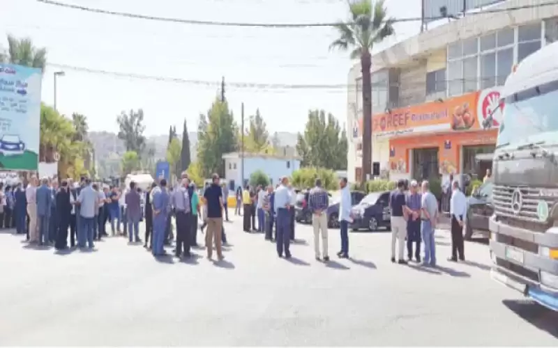 ما حقيقة توجه ” لافارج الفرنسية