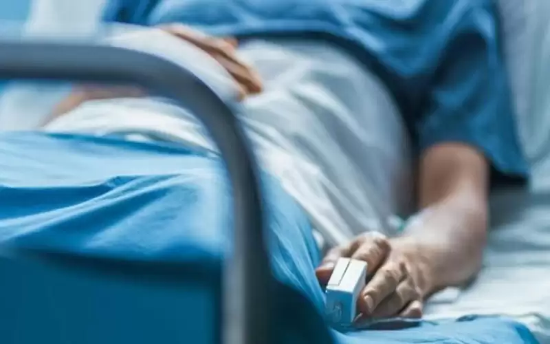 خطأ يتسبب بشلل كامل لشاب أجرى