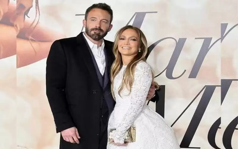 بعد 18 عاما من الانفصال ..