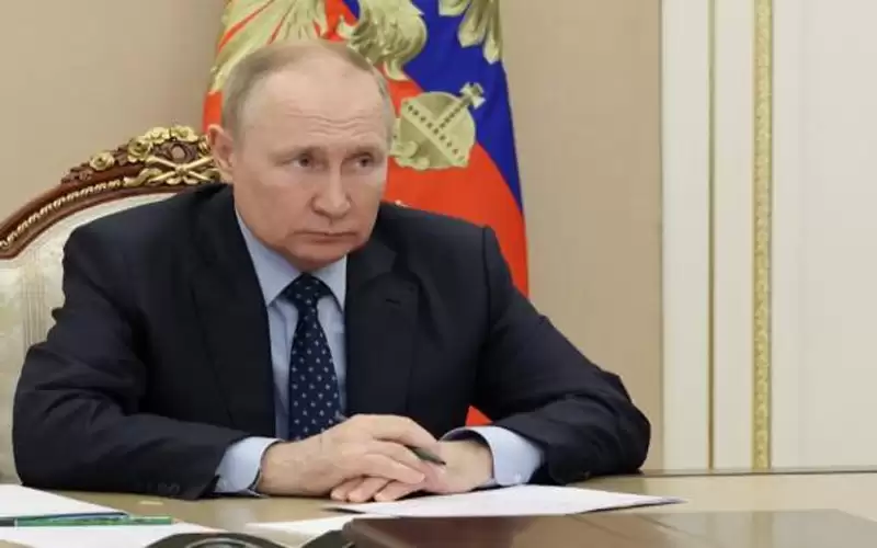 بوتين: لا يمكن عزل روسيا عن