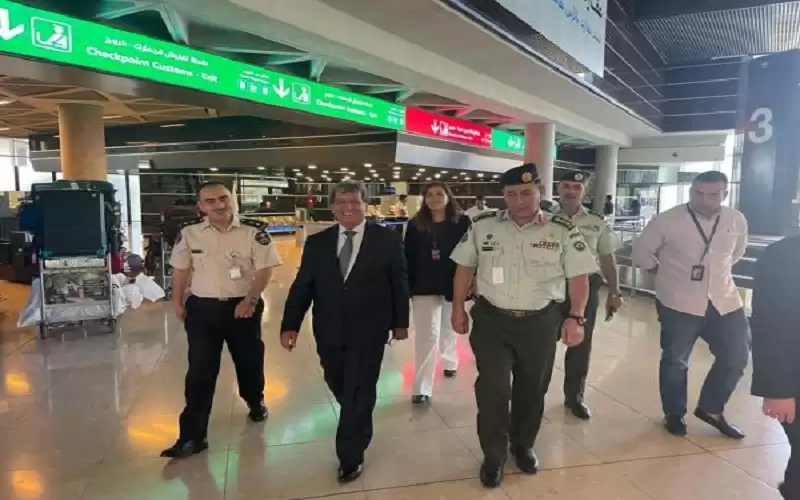 خطة عمل لانهاء تأخير رحلات جوية