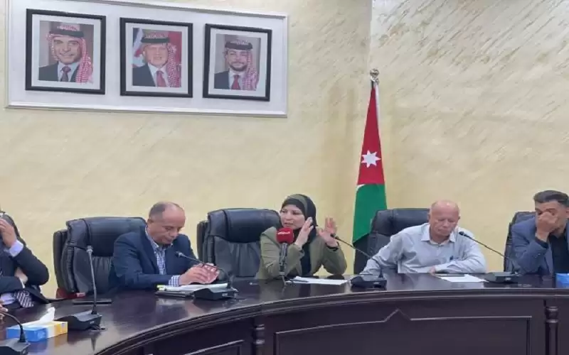 قبيلات: نعمل على استكمال طرح العطاءات