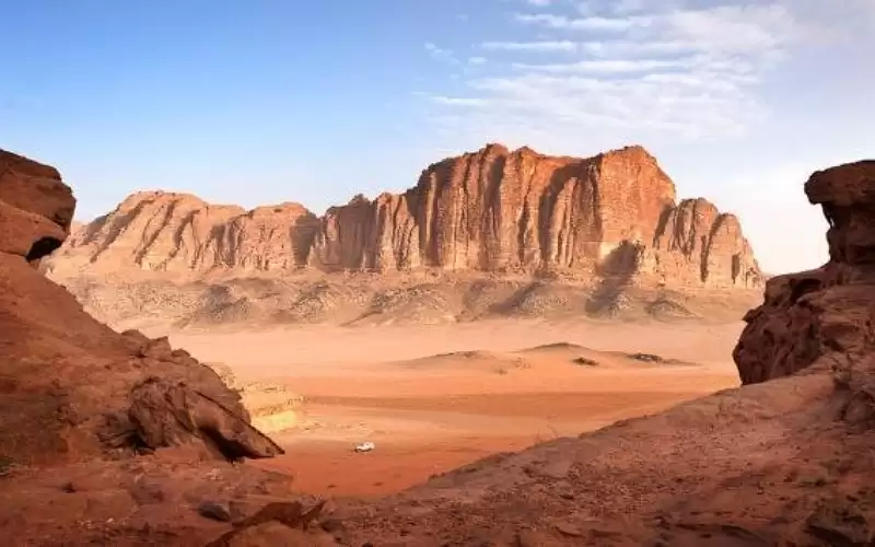 إصابة 8 سياح أردنيين بحادث سير