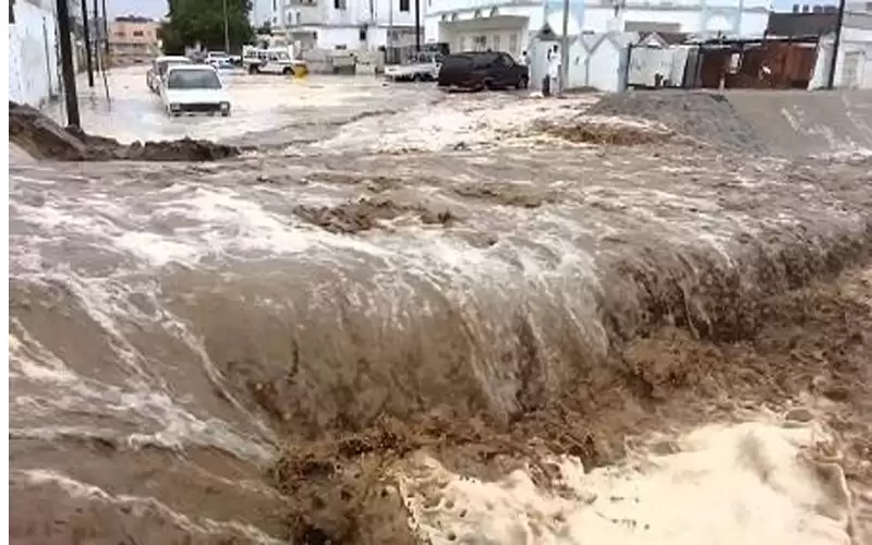 مقتل 17 شخصا جراء سيول في