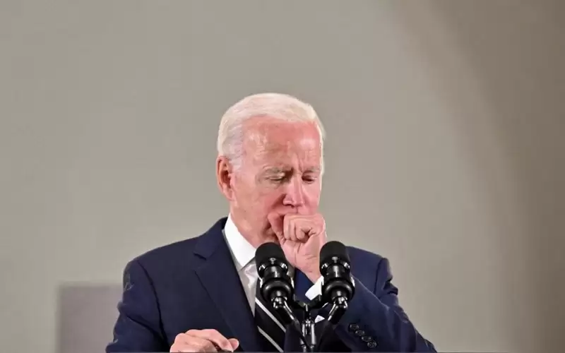 حالة بايدن الصحية مستمرة في التحسن