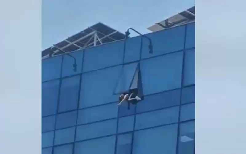 فتاة تحاول إنهاء حياتها في عمان