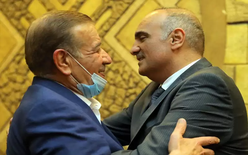 الدغمي يمنع مداخلة للرئيس الخصاونة لمخالفة