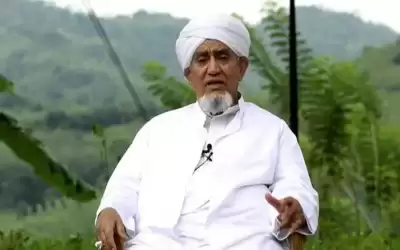 وفاة العلامة اليمني البارز أبو بكر