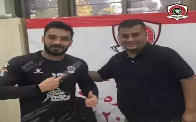 الجزيرة يعلن تعاقده مع فراس صالح