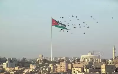 طقس حار وارتفاع على درجات الحرارة