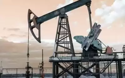 النفط يهبط لمستويات ما قبل الحرب