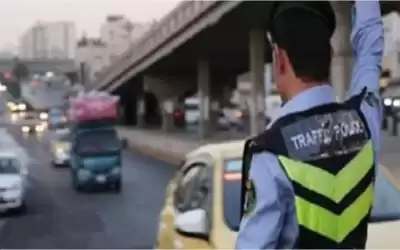 ضبط مركبة قام سائقها بتحميل 21