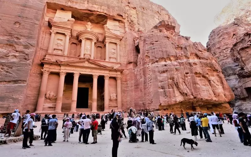 2.5 مليون زائر للأردن خلال سبعة