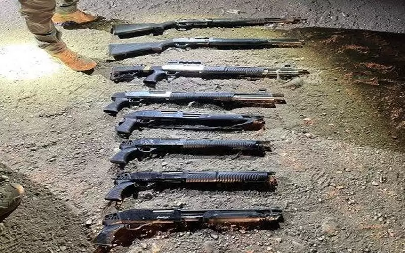 إسرئيل تعتقل 5 أشخاص قرب حدود