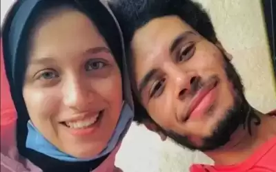 شاب مصري يقتل فتاة طعنا أمام