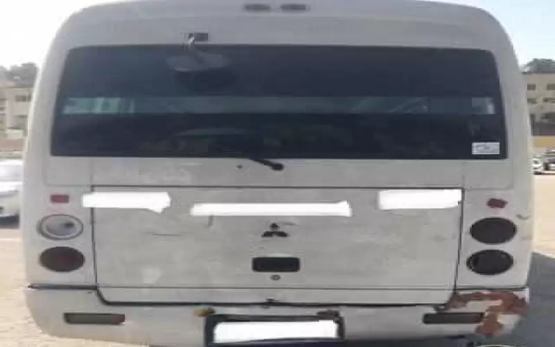 القبض على سائق حافلة عمومية تحت