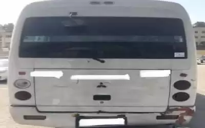 القبض على سائق حافلة عمومية تحت