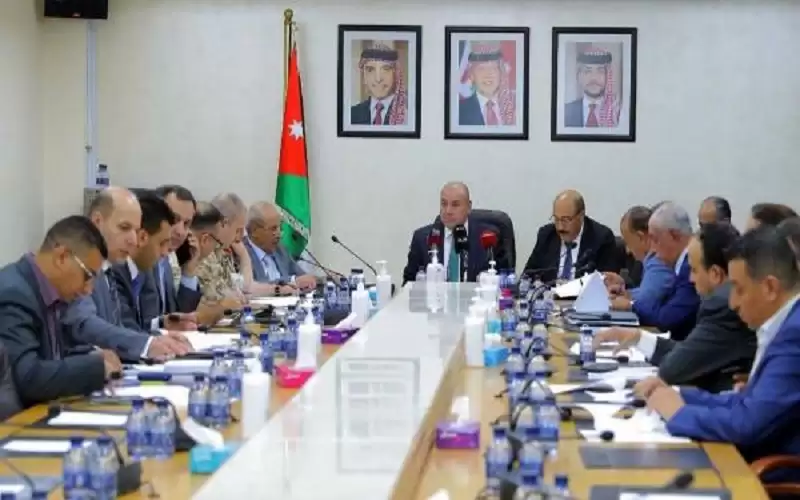 قانونية النواب تقر معدلي الضباط وخدمة