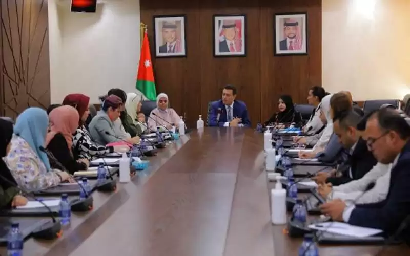 الصفدي يستعرض التشريعات التي أنجزها النواب