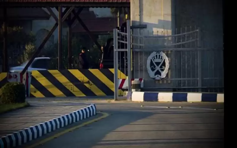 في مداهمة لمكافحة المخدرات .. القبض