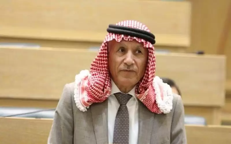 العرموطي مادحا الدغمي: أعطيت للمجلس هيبة