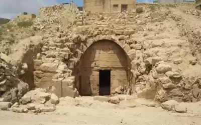 مدير دائرة الآثار يوعز بتأهيل ضريح