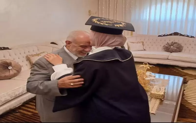 وعد محمد الحنيطي تحصل على الماجستير