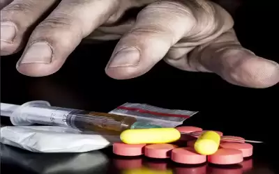 الأردن.. أطباء يصفون أدوية إدمان تحت