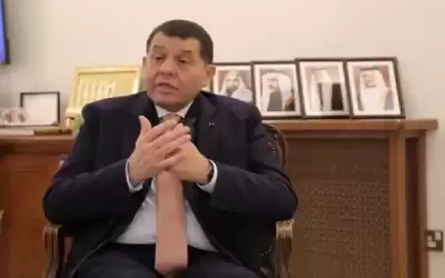 وزير العمل يؤكد حرصه على توفير