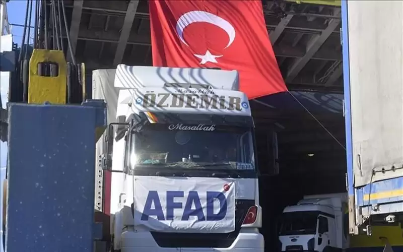 لبنان يتسلم مساعدات غذائية تركية