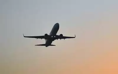 الإضرابات تلغي مئات الرحلات الجوية في