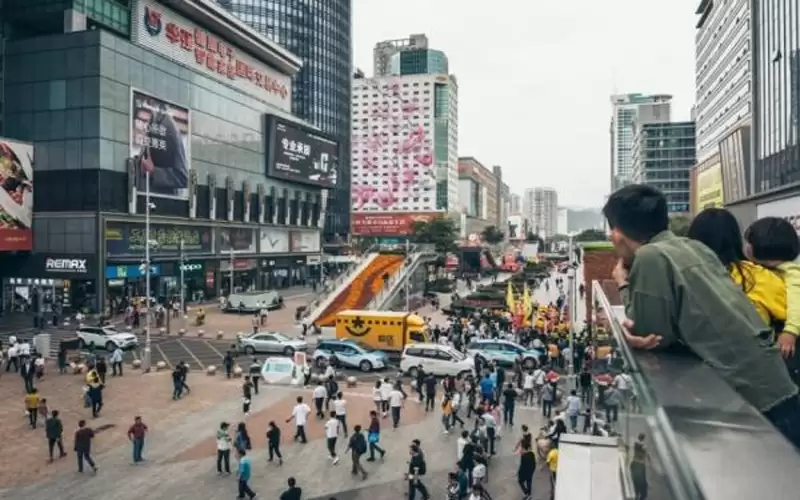 الصين: إغلاق أكبر سوق للإلكترونيات في