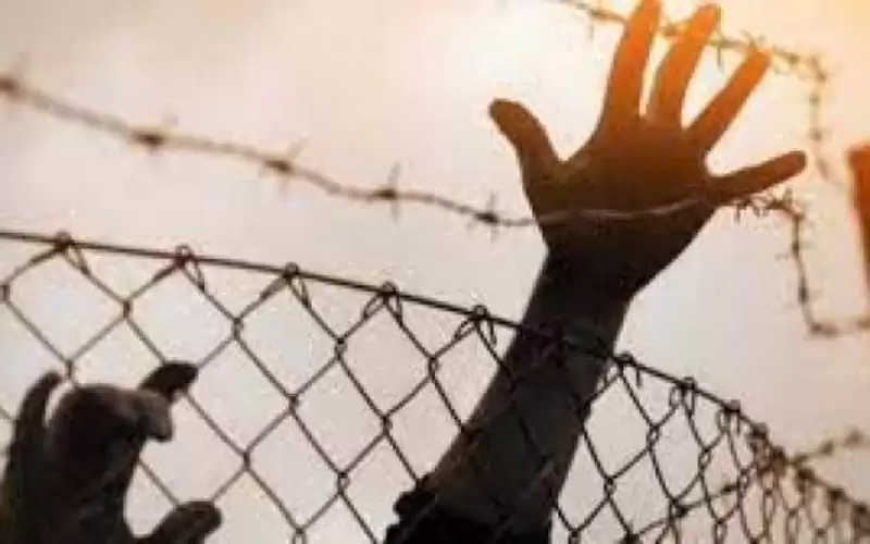 ألف أسير فلسطيني يشرعون بإضراب عن