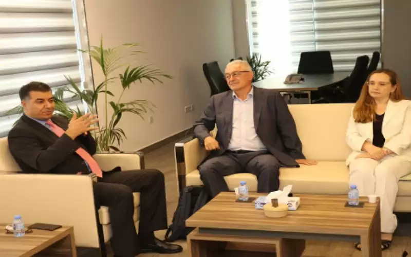 وزارة الزراعة تعمل على إنشاء مصنع